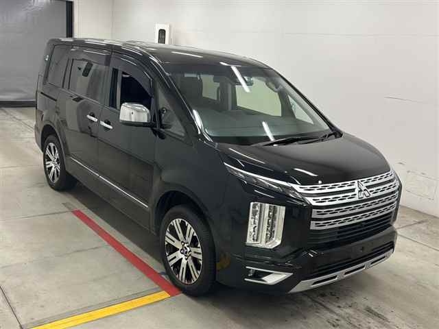 MITSUBISHI DELICA D5 2022