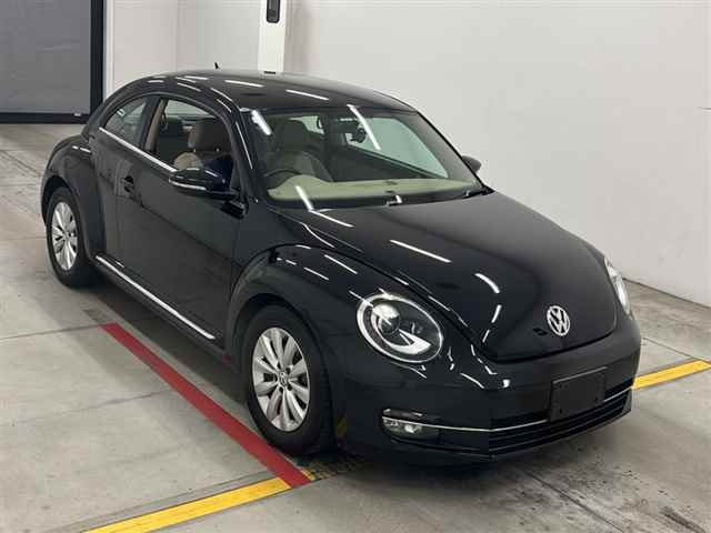 VOLKSWAGEN THE BEETLE 2014