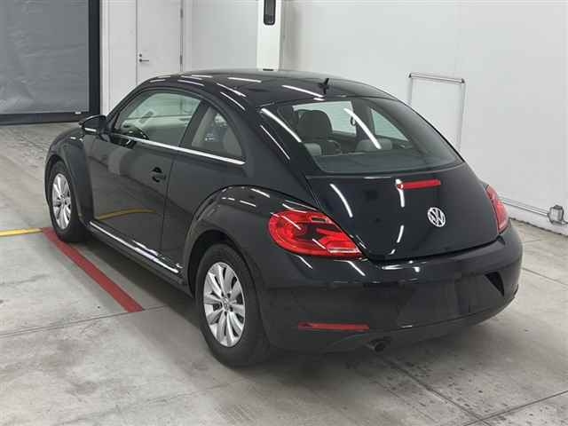 VOLKSWAGEN THE BEETLE 2014