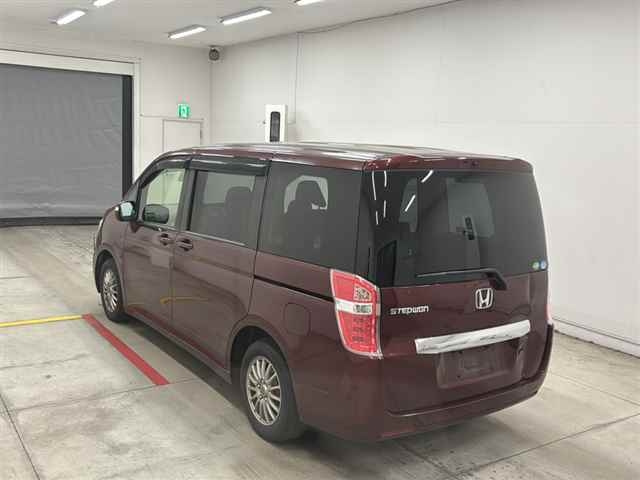 HONDA STEP WAGON 2012