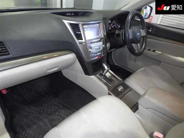 SUBARU LEGACY 2011