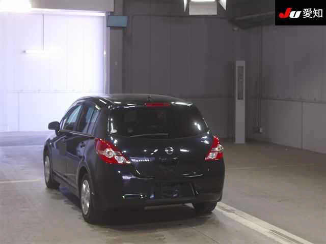 NISSAN TIIDA 2010