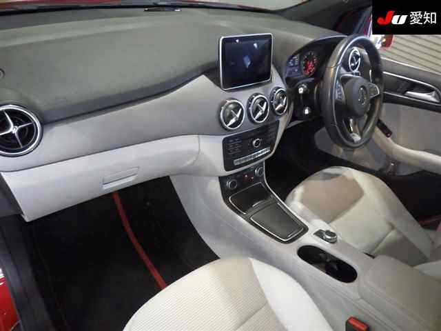 MERCEDES BENZ B CLASS 2015
