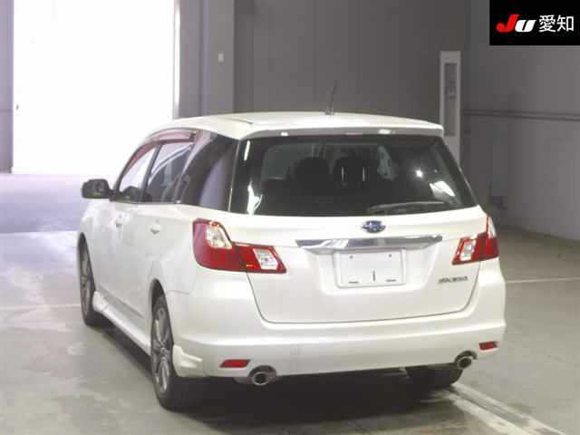 SUBARU EXIGA 2011