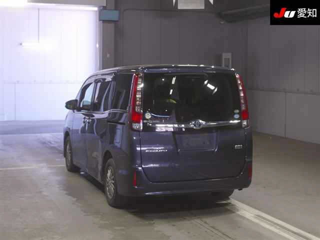 TOYOTA ESQUIRE 2014