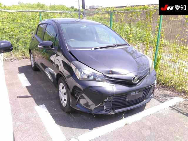 TOYOTA VITZ 2014