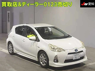 TOYOTA AQUA 2012