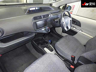 TOYOTA AQUA 2012