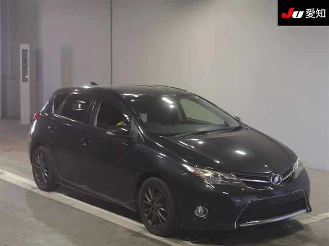 TOYOTA AURIS 2012