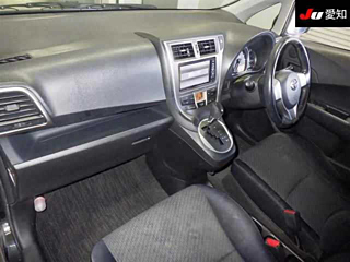 TOYOTA RACTIS 2011