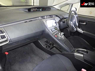 TOYOTA PRIUS 2013