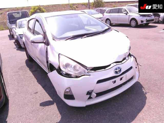 TOYOTA AQUA 2012