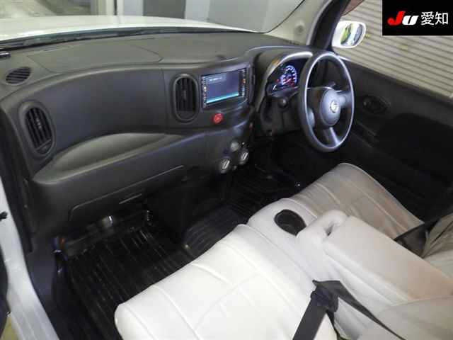 NISSAN CUBE 2010