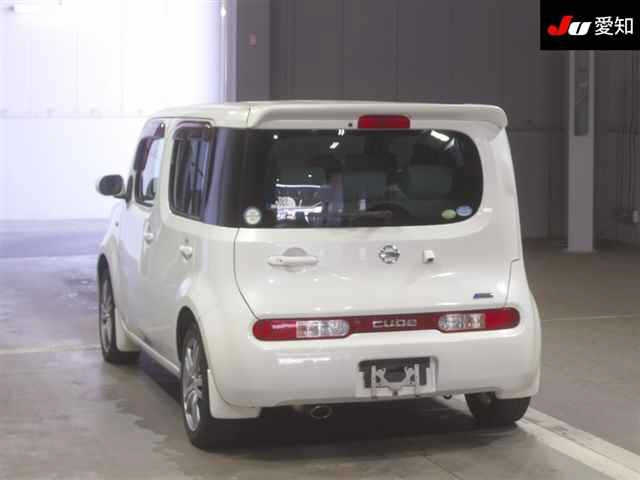 NISSAN CUBE 2010