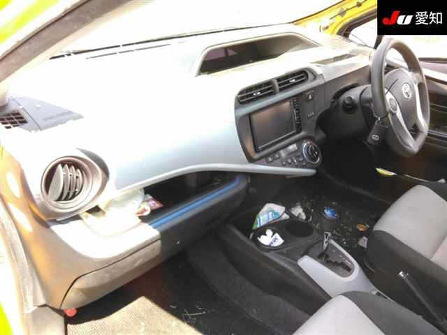TOYOTA AQUA 2014