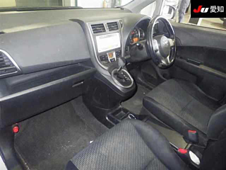 TOYOTA RACTIS 2012