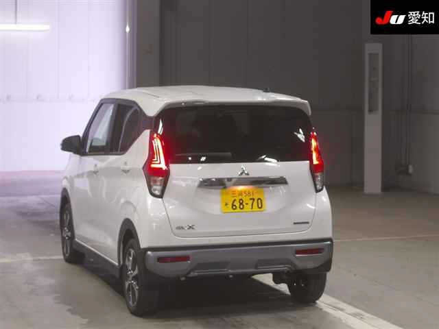 MITSUBISHI EK X 2024