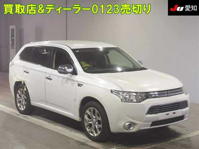 MITSUBISHI OUTLANDER PHEV 2013