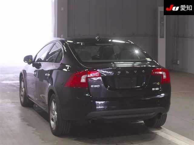 VOLVO S60 2012