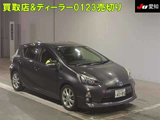 TOYOTA AQUA 2012