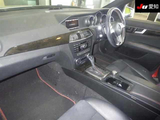 MERCEDES BENZ C CLASS 2013