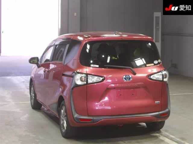 TOYOTA SIENTA 2016