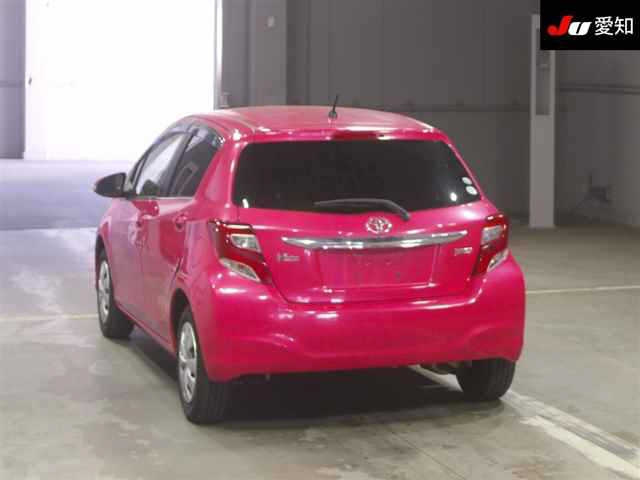 TOYOTA VITZ 2016