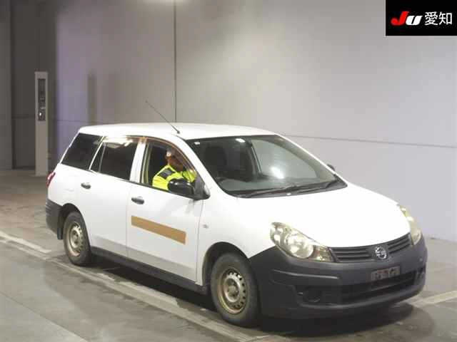 NISSAN AD 2008