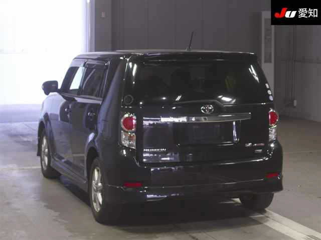 TOYOTA COROLLA RUMION 2011