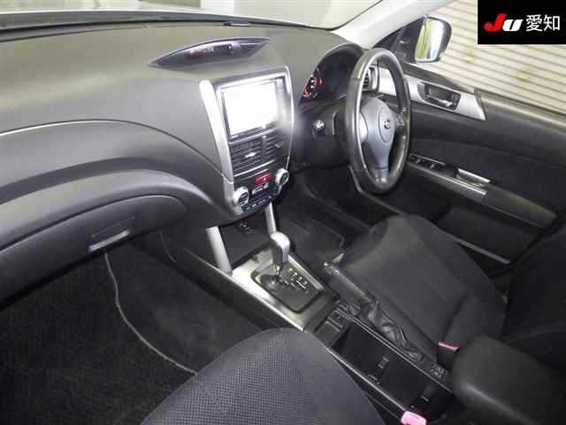 SUBARU FORESTER 2012