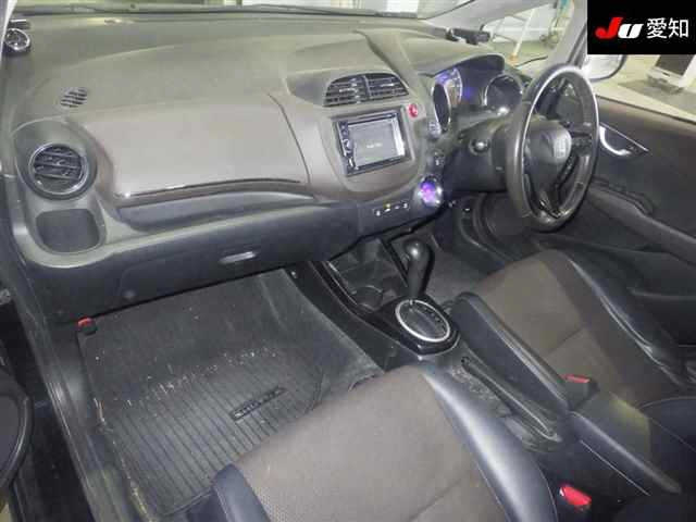 HONDA FIT SHUTTLE 2011