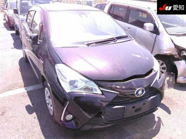 TOYOTA VITZ 2018