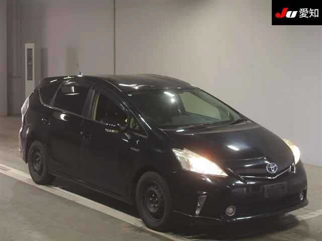 TOYOTA PRIUS ALPHA 2012