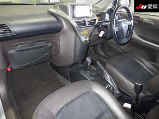 TOYOTA IQ 2009