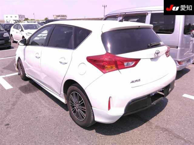 TOYOTA AURIS 2014