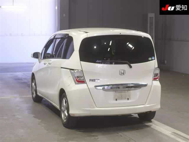 HONDA FREED 2012