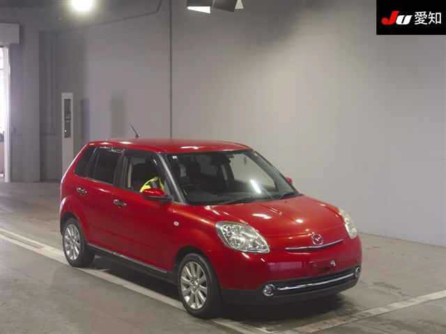 MAZDA VERISA 2010