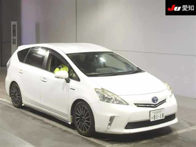 TOYOTA PRIUS ALPHA 2014