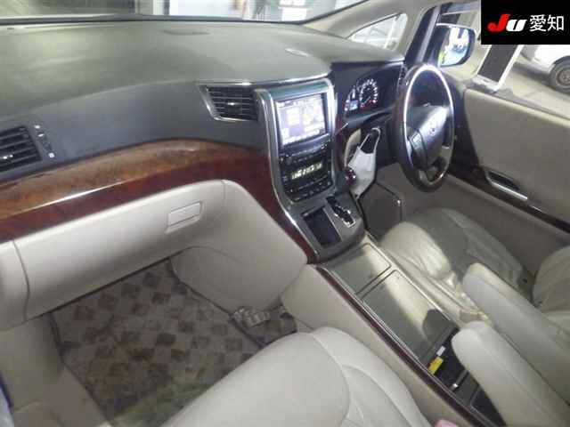 TOYOTA ALPHARD 2010