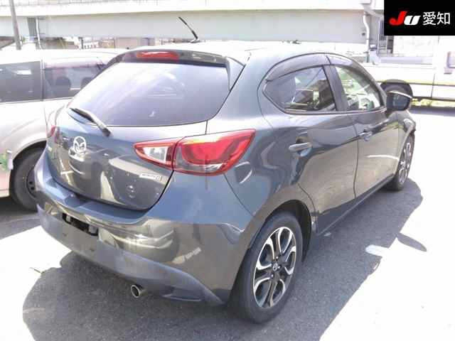 MAZDA DEMIO 2015