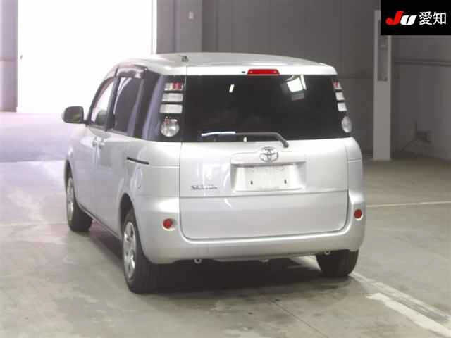 TOYOTA SIENTA 2008