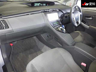 TOYOTA PRIUS 2011