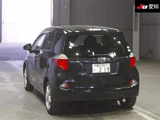 TOYOTA RACTIS 2011