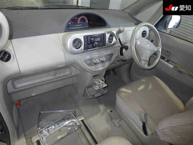 TOYOTA PORTE 2008