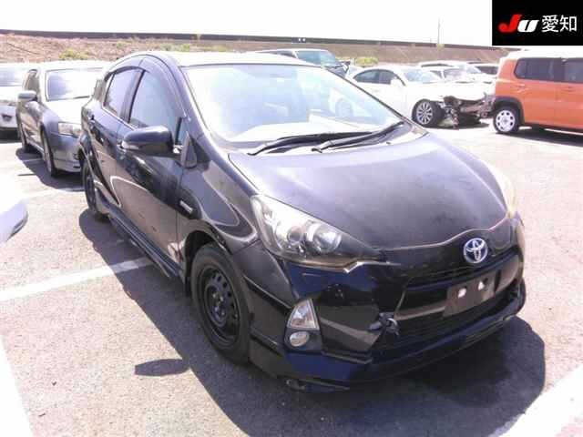 TOYOTA AQUA 2012