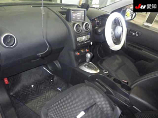 NISSAN DUALIS 2010