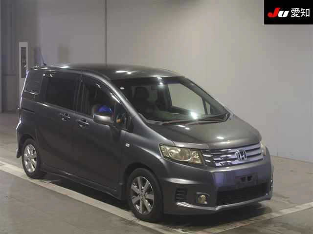 HONDA FREED 2010