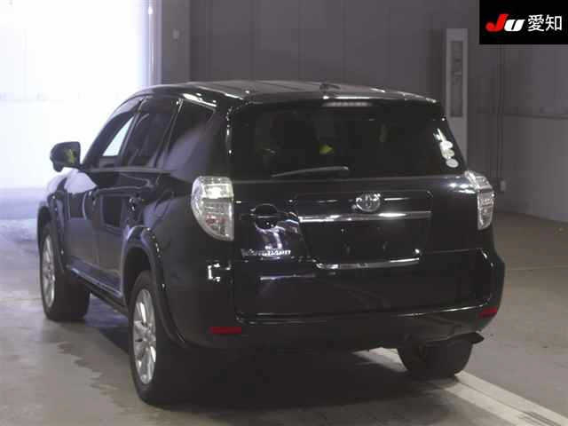 TOYOTA VANGUARD 2010