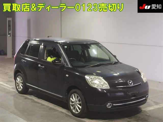 MAZDA VERISA 2011