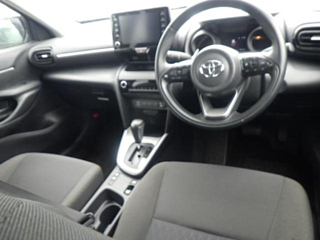TOYOTA YARIS CROSS 2023